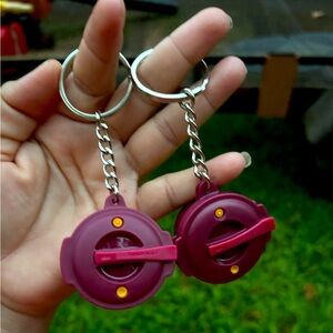 TUPPERWARE KEYCHAINS BUNDLE